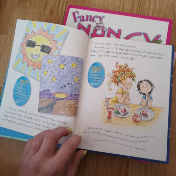 3 Fancy Nancy Children’s Books - Picture 12 of 16
